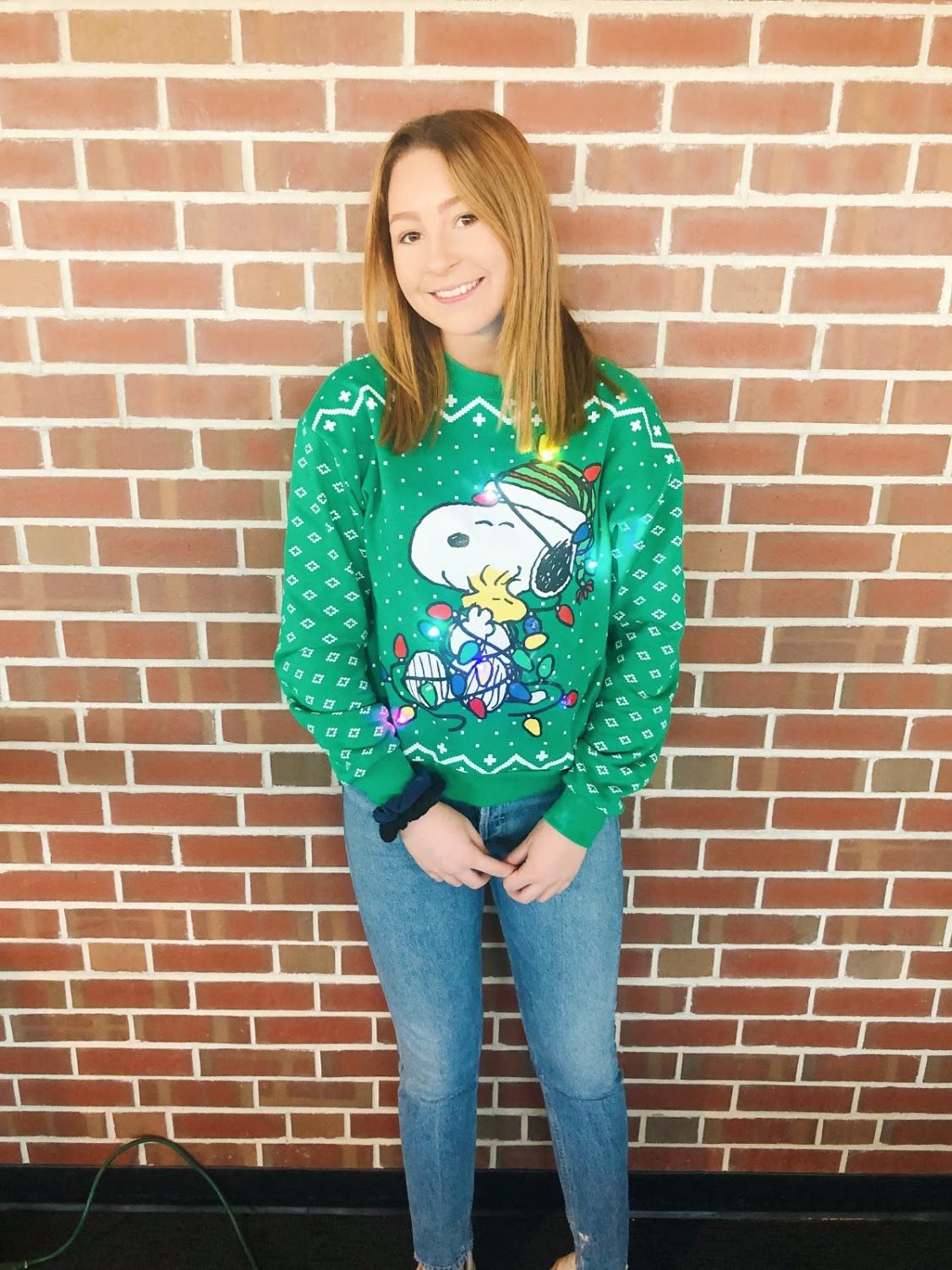 Forever 21 light 2025 up christmas sweater