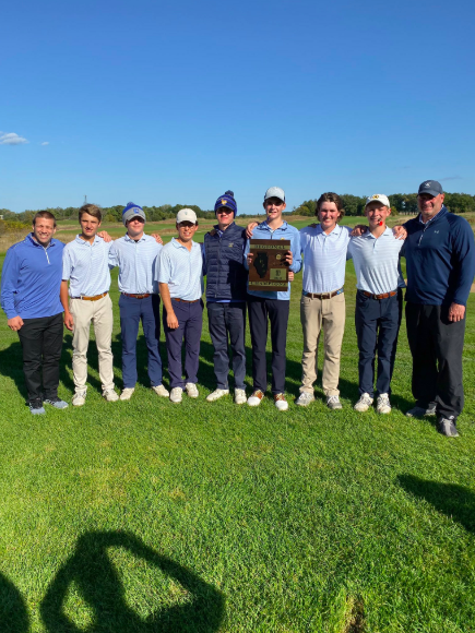 Boys Golf wins Regionals