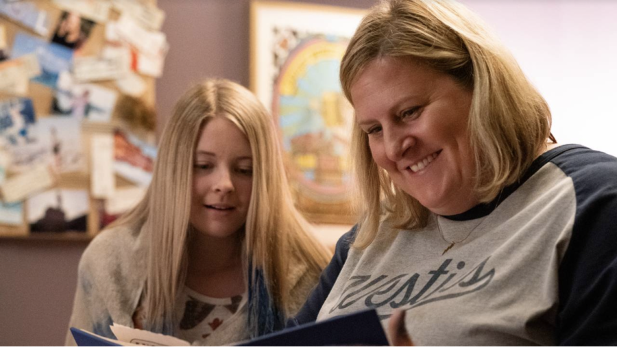 2021 Grad Kailey Albus Appears in the new HBO show Somebody Somewhere.