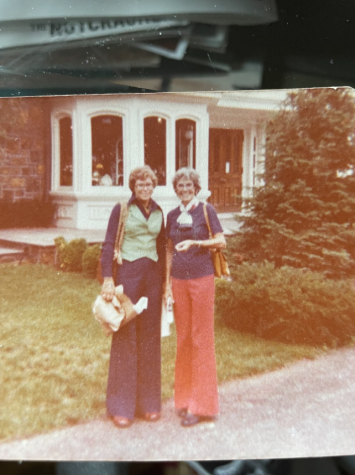 Isabella’s grandma and great-grandma in 1977