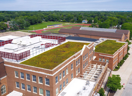 What is Lake Forest High School doing for the environment?