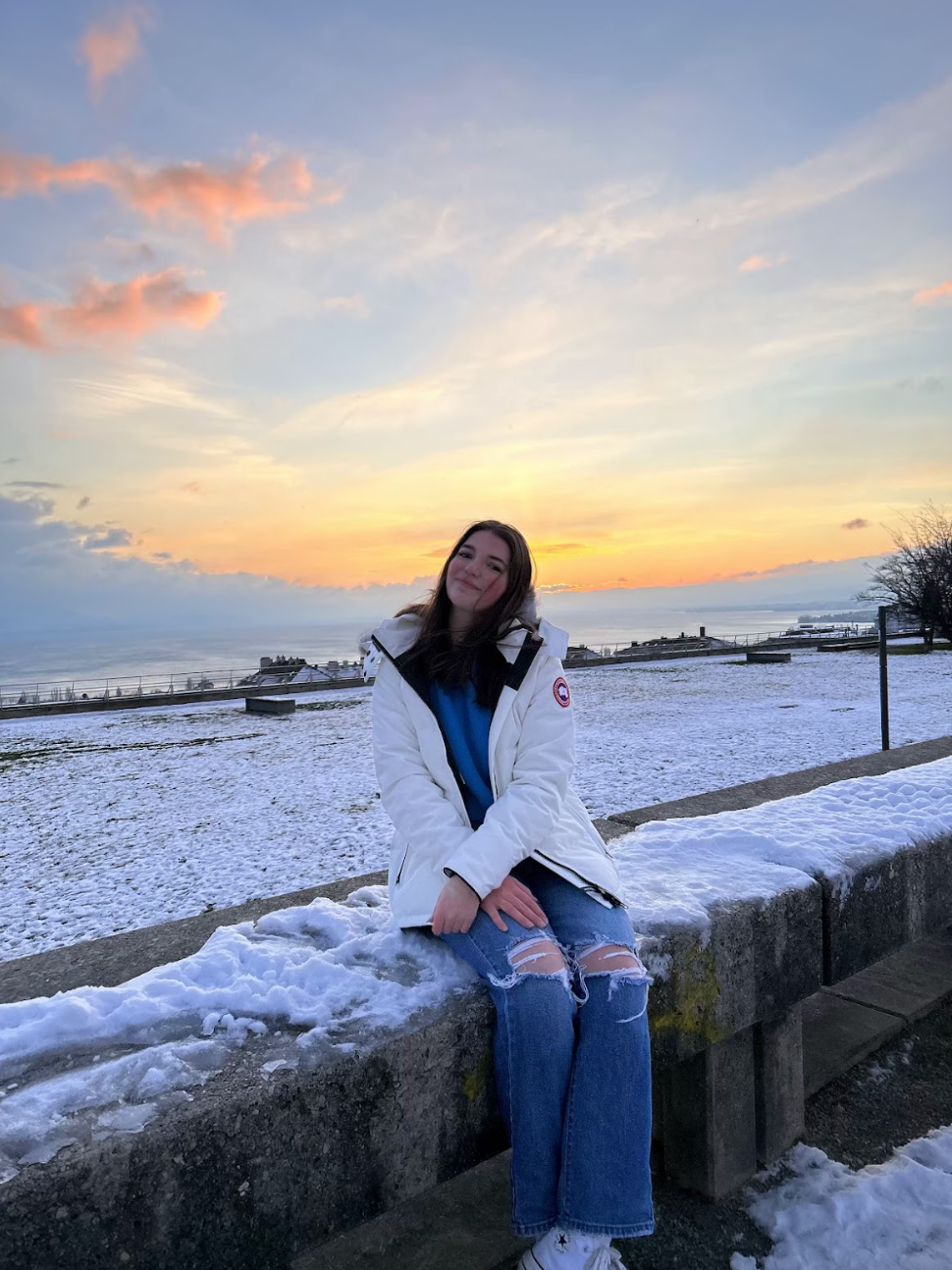 Zuzu Knox Abruptly Starts Her Junior Year Abroad – The Forest Scout