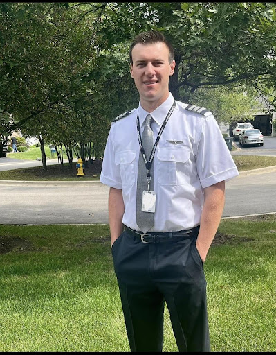 Former LFHS student and current pilot Kyle Wix