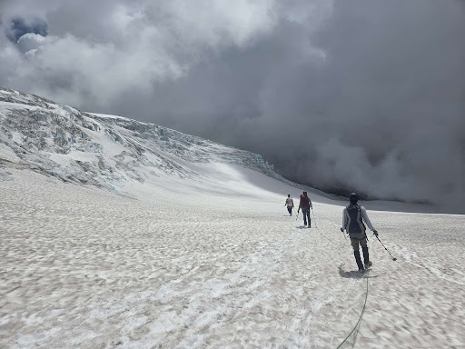 Ellie Burns Scholarship Winner Climbs Mount Baker