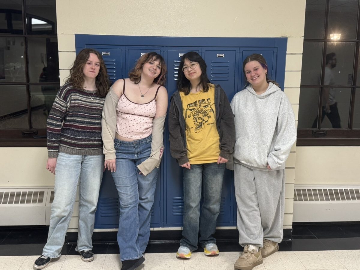 Performed by: sophomores Taryn Allison, Kamila Cygan, Nori Kan, and junior Jamie Muller