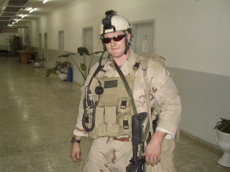 Lake Bluff resident Stephan Drum uses the lessons he learned as a Navy SEAL Master Chief to spearhead a second career as a motivational speaker. 